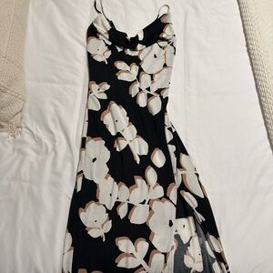 Forever 21 Black and White Floral Maxi Dress